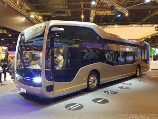 Mercedes-Benz Future Bus